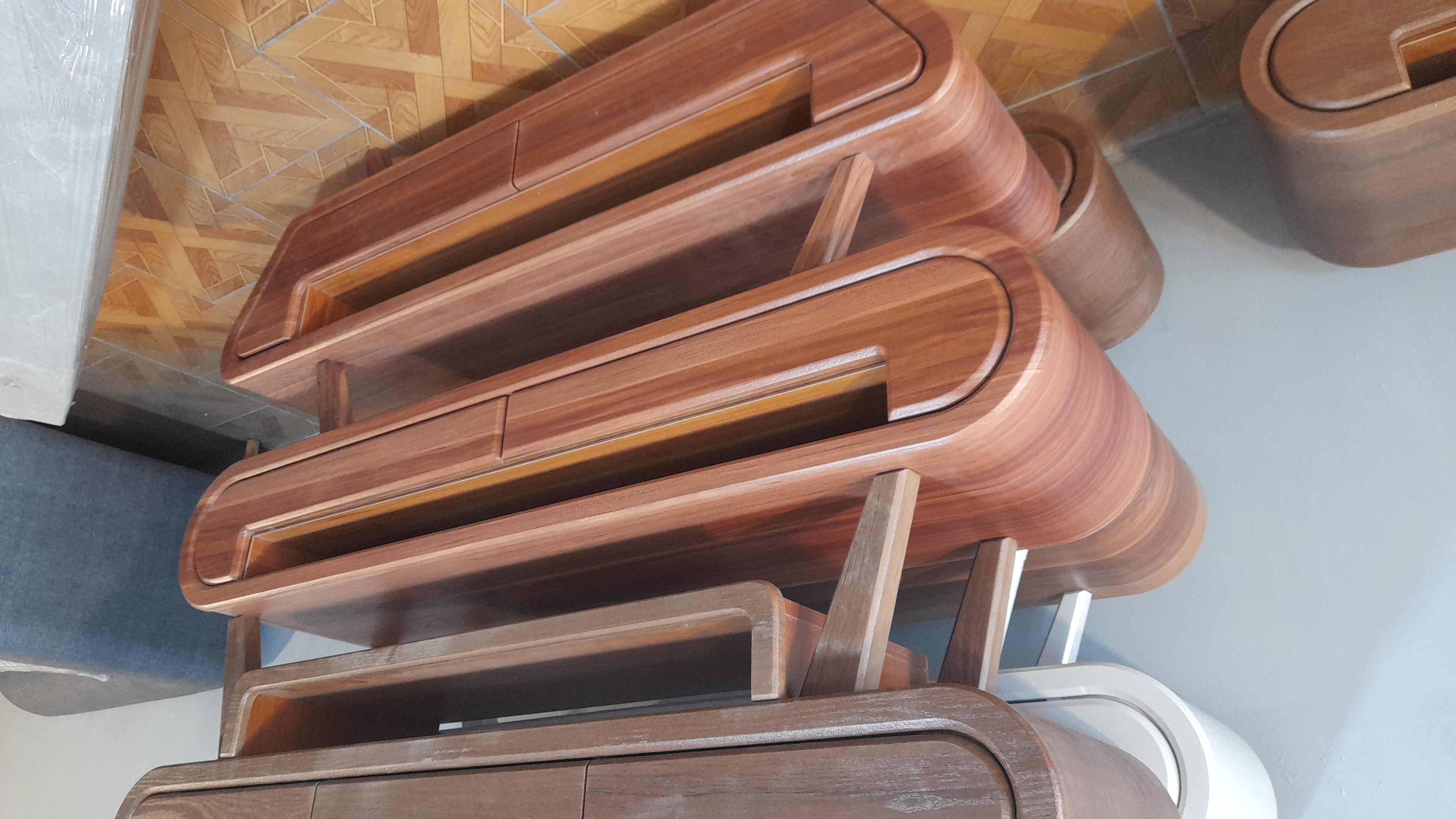 میز تلویزیون رادیویی سویل 140 سانت