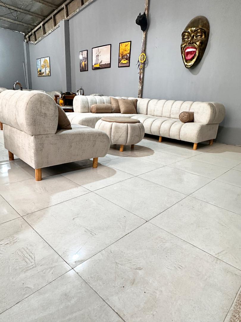   مبل راحتی ال صدف 6 نفره جنس چوب روسابعاد 260×220×85تکنفره 90×85کف اسفنجدارای رنگبندی چوب و پارچه امکان تغییر در ابعاد مبل  پارچه هانزو به همراه جلومبلی 