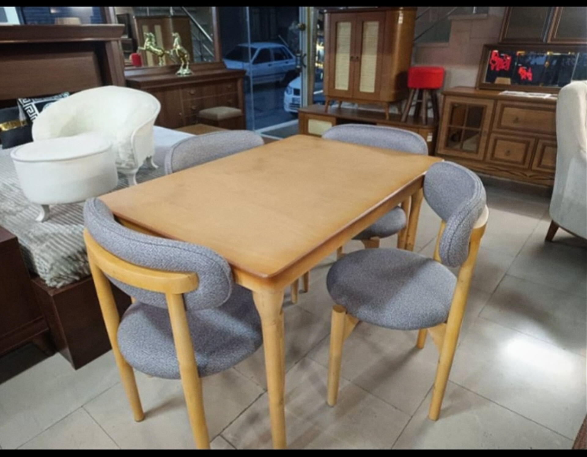  میز و صندلی ناهارخوری 6نفره مدل پرومکسجنس چوب روس ابعاد 145×90×8045×50×50یک میز و 6 تا صندلی کف صندلی اسفنج پارچه هانزو رنگبندی چوب و پارچه  