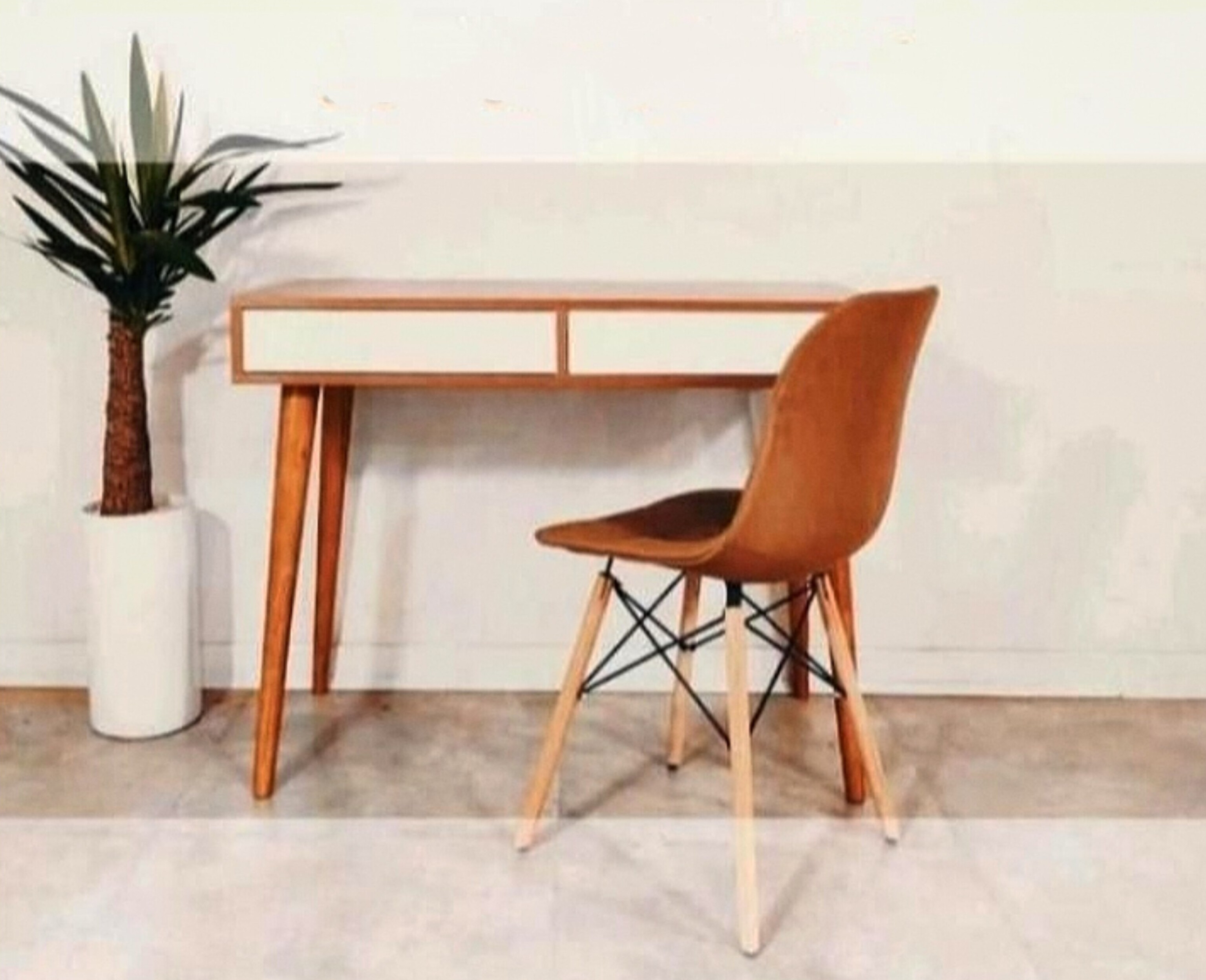   میز تحریر دانشجویی مدل سیلوا ابعاد 78×50×80جنس تمام mdf ریل سه زمانه کشو مگنتی پایه های چوب روس و قابل جدا شدن پروفیل درجه 1داراب رنگبندی است 