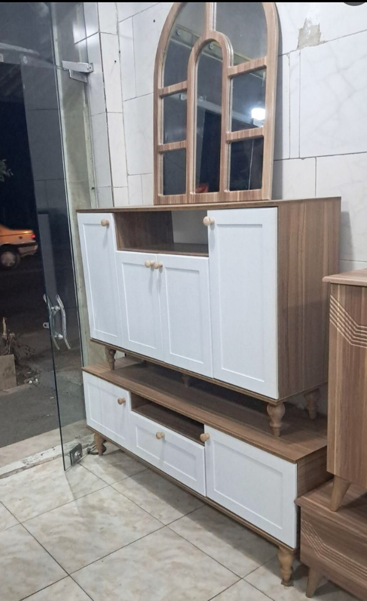  ست میز تلویزیون میز کنسول و اینه و جاکفشی 4 تکه جنس mdf ابعاد 160×34×45مناسب تا تلویزیون تا 64 اینچ 120×40×80‌60×32×87 میز tv دو درب و یک کشو کنسول 4دربجاکفشی 2 درب و یک کشو کار شیک و دورنگ،لولای آ ام بند قاب آینه گرد