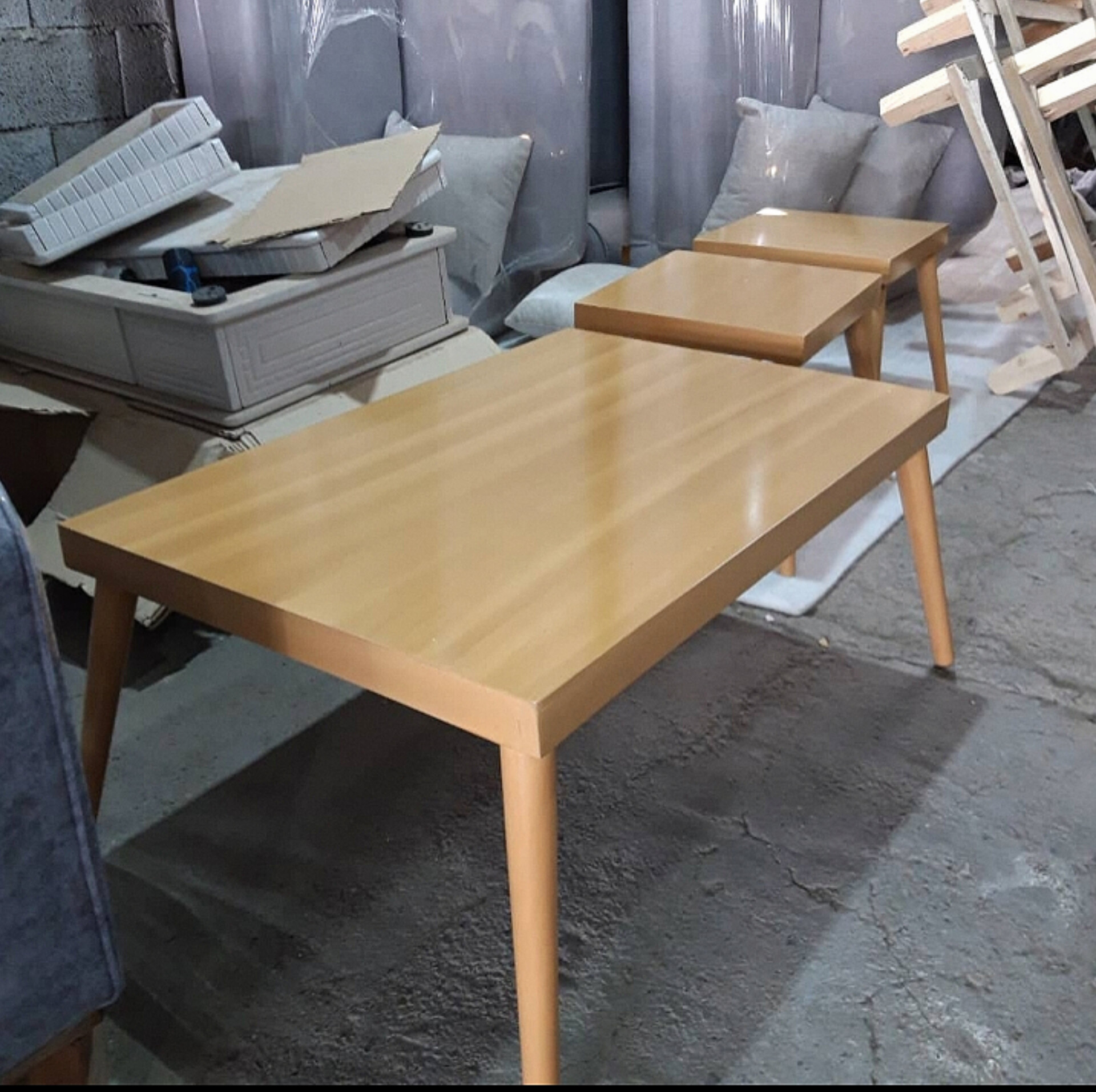  میز جلو مبلی و عسلی ۳ تکه جنس mdf پایه چوب روس ابعاد 90×60×4540×40×45دارای رنگبندی 