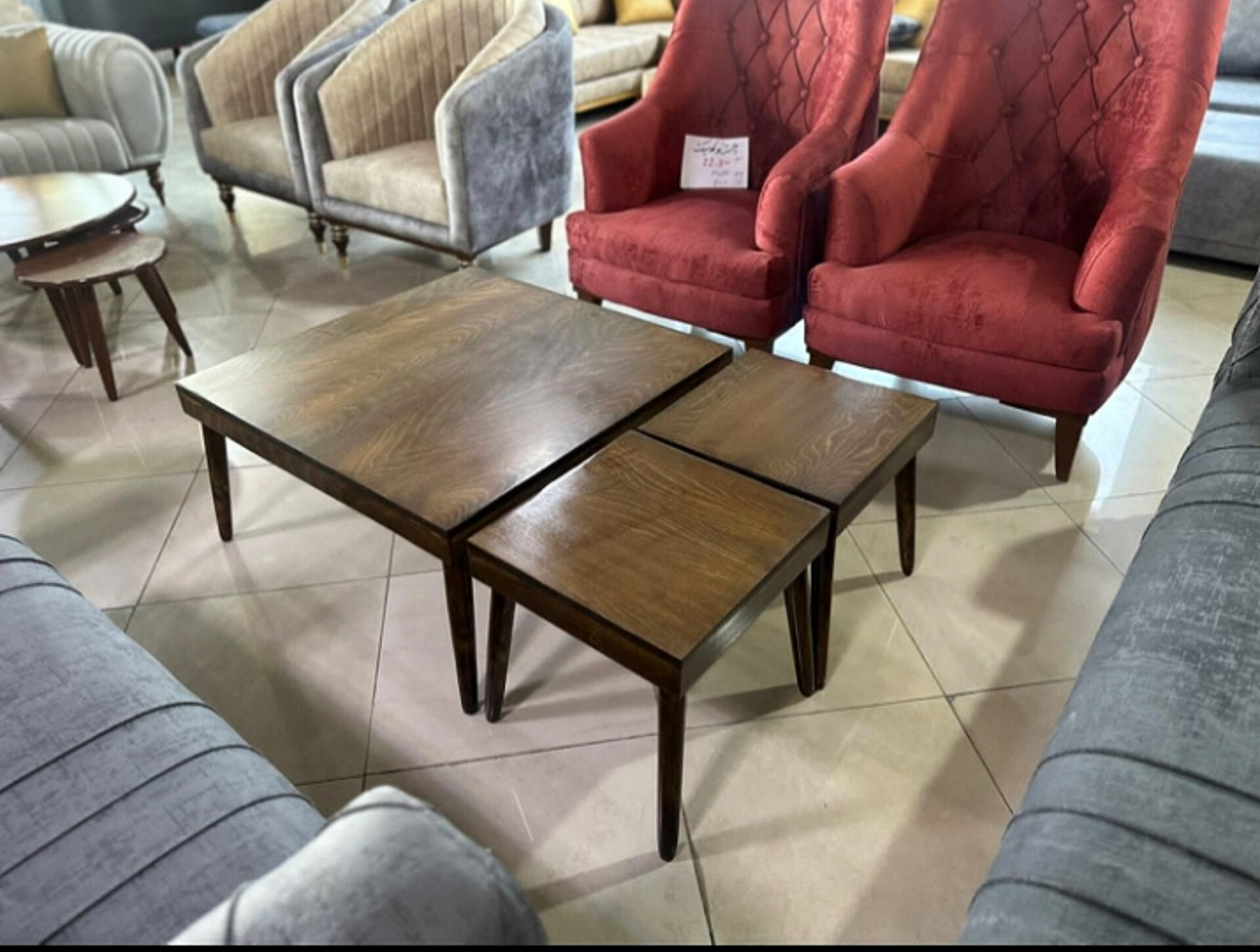   میز جلو مبلی و عسلی ۳ تکه جنس mdf پایه چوب روس ابعاد 90×60×4540×40×45دارای رنگبندی 