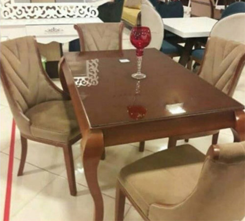   میز غذاخوری کویین