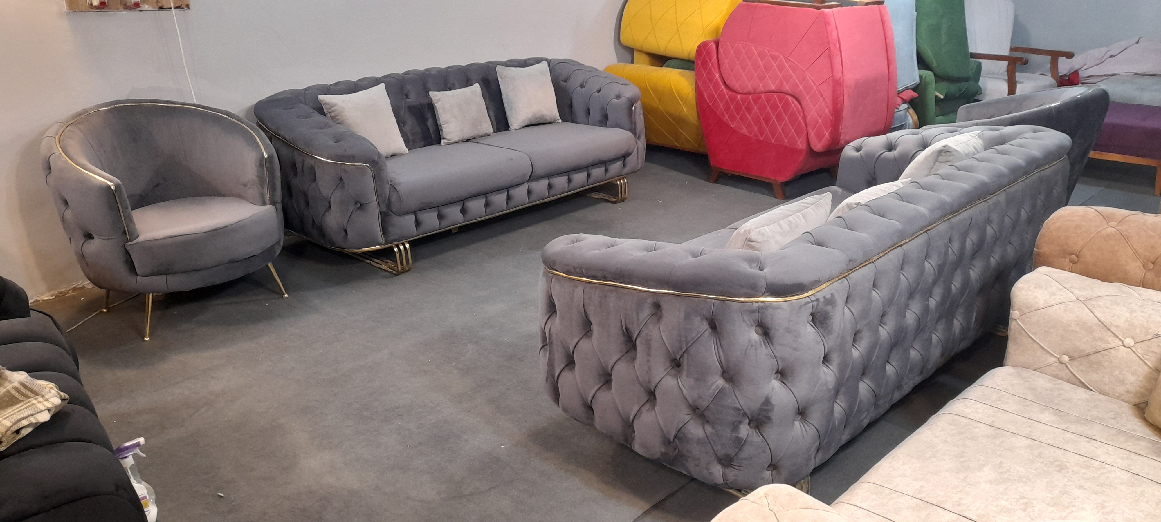 مبل راحتی 8 نفره چستر لاوین آماده تحویل