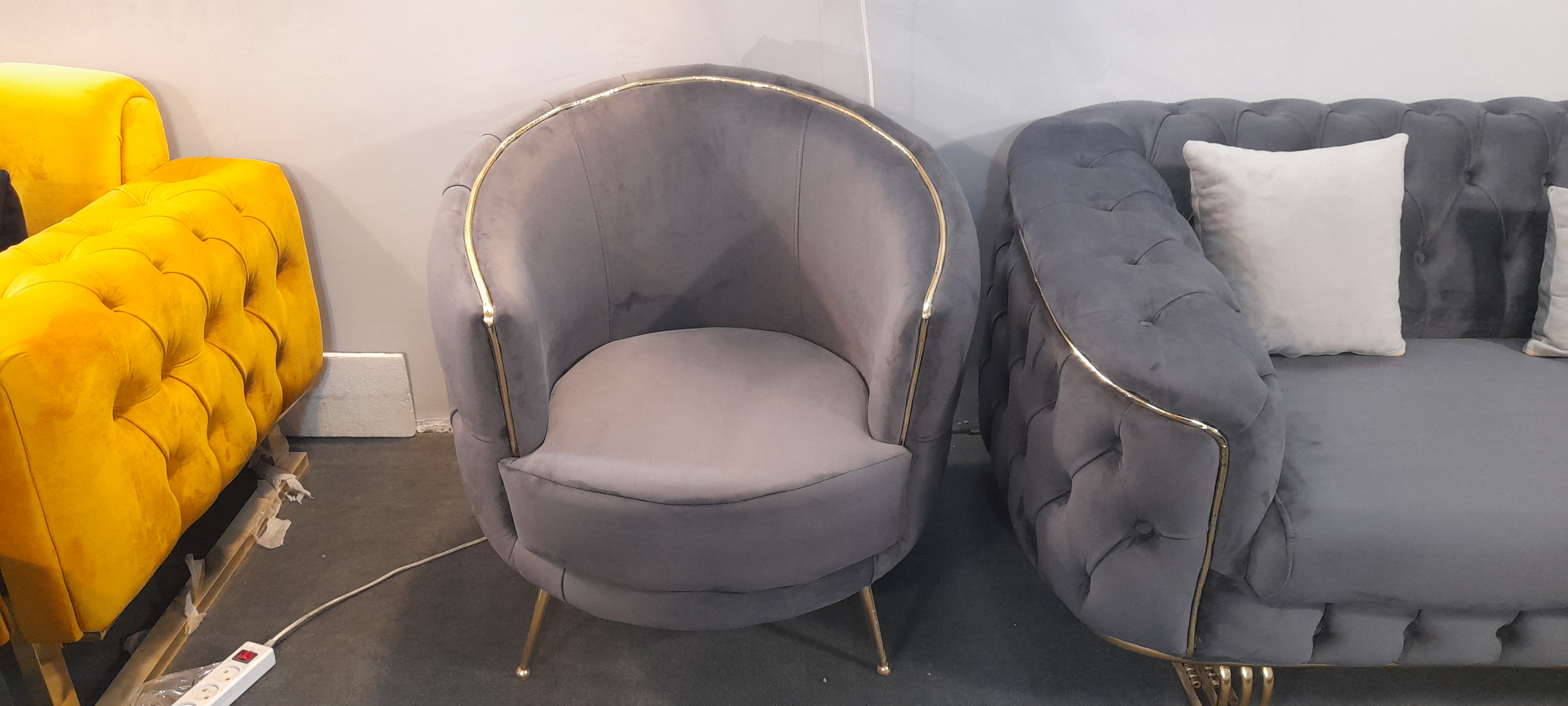 مبل راحتی 8 نفره چستر لاوین آماده تحویل