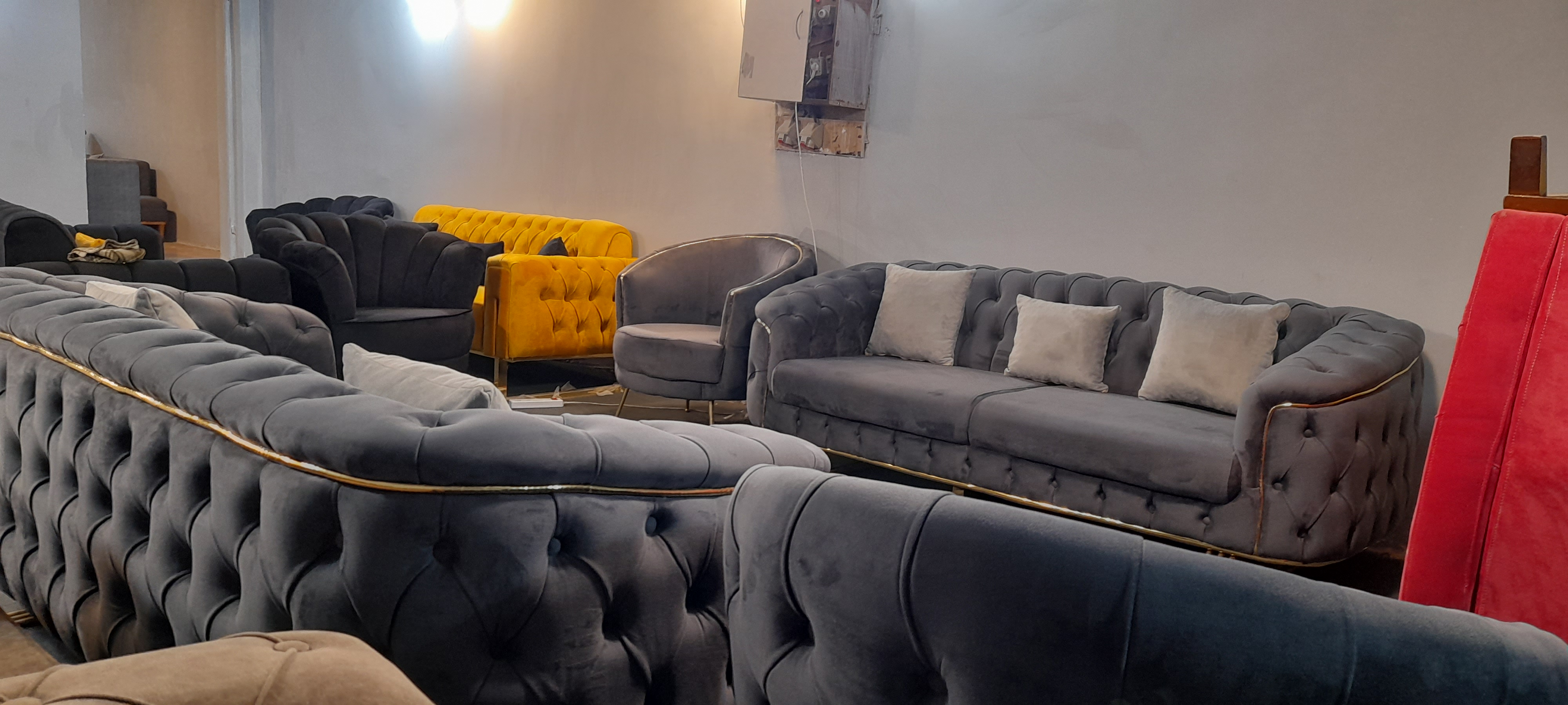 مبل راحتی 8 نفره چستر لاوین آماده تحویل