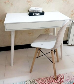 میز تحریر مدل سیلوا (50×80)