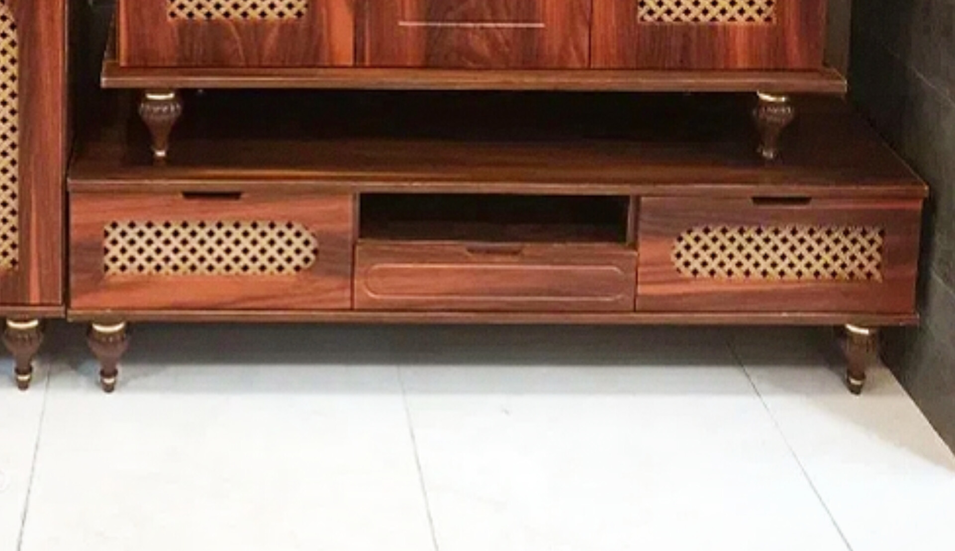 میز تلویزیون مدل حصیری سایز 160-قهوه ای 