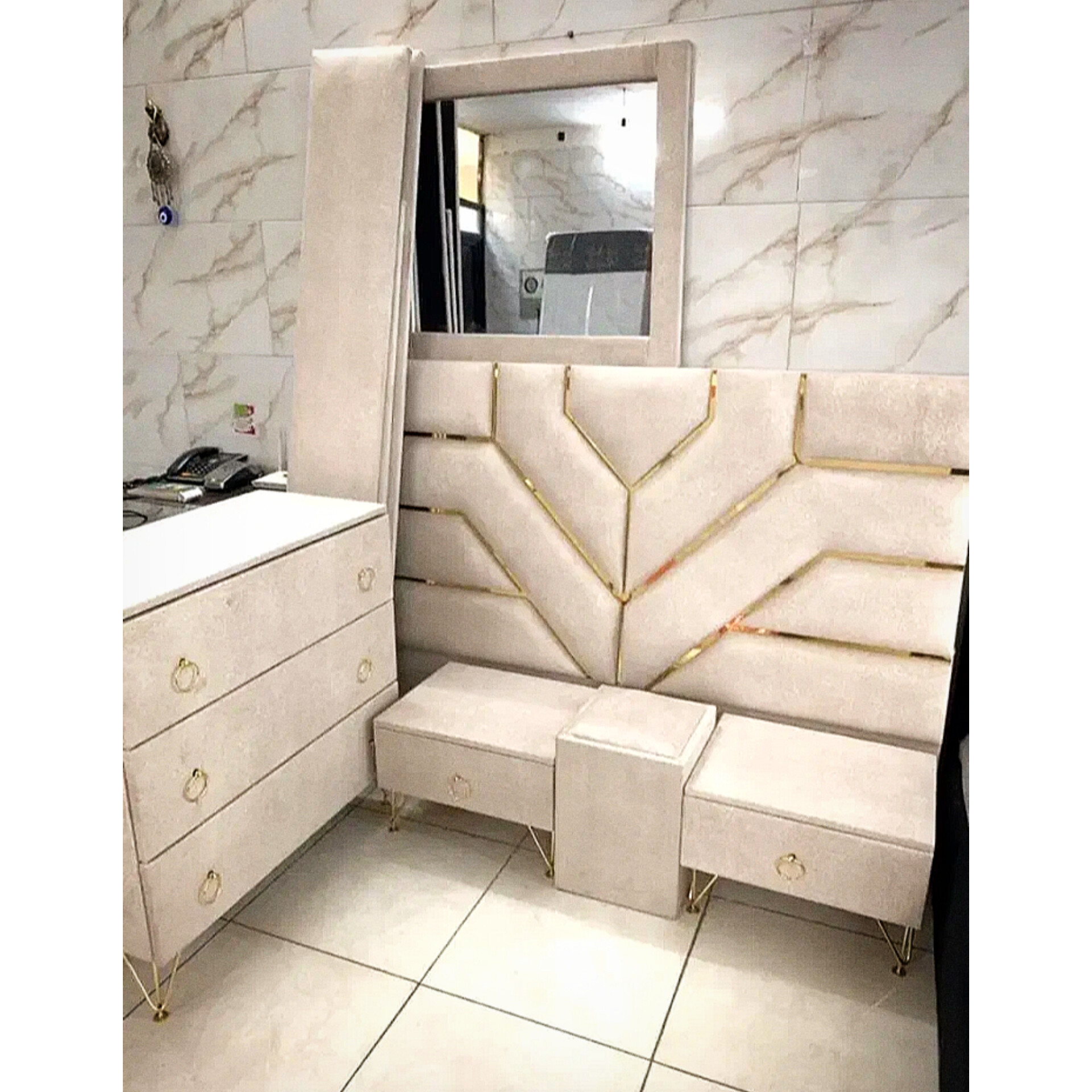سرویس خواب دونفره مدل سه کشو -کرم