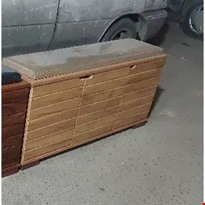 جاکفشی نشیمن دار مدل سه درب 