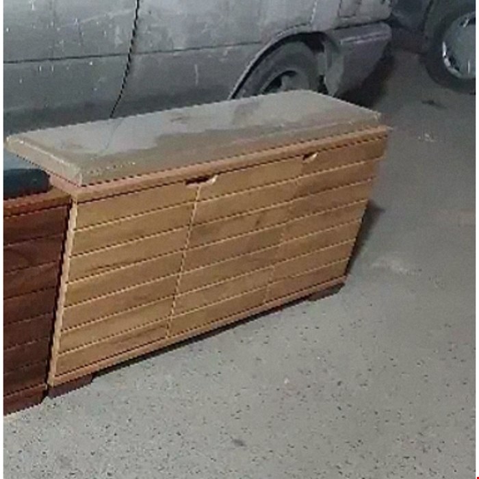 جاکفشی نشیمن دار مدل سه درب 